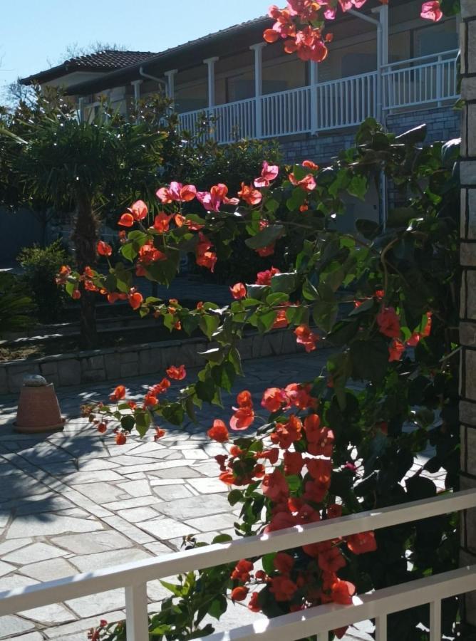 Bella Terra Nature Living Asproválta Luaran gambar